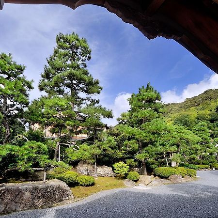 Yutouya Ryokan Тоёока Экстерьер фото